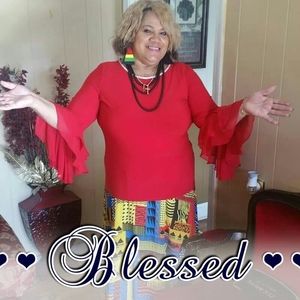 Meet your Posher, Earlene